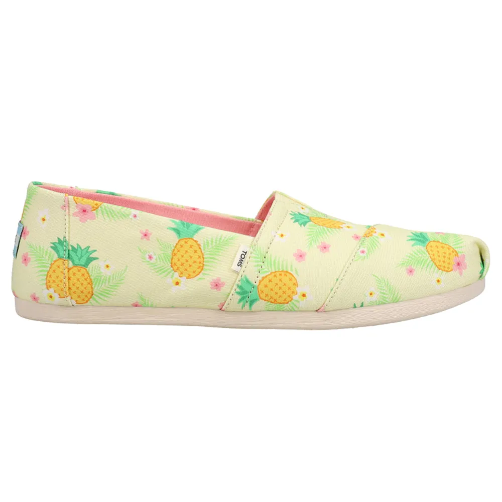 Alpargata Pineapple Graphic Slip On Flats