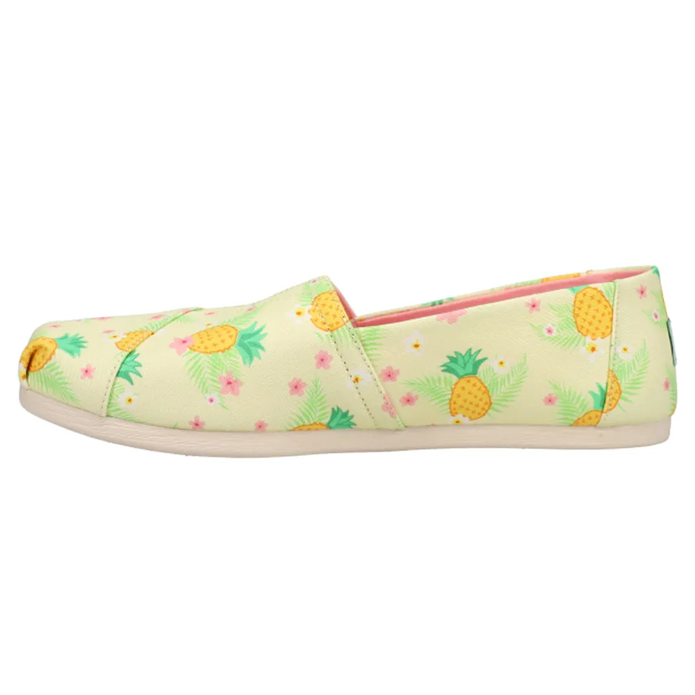 Alpargata Pineapple Graphic Slip On Flats